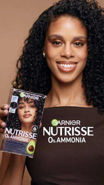 Story Cover - Nutrisse 0% Ammonia Glossy Curl Color Application